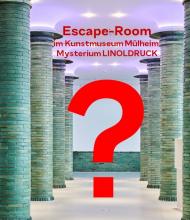 Das Werbebild zeigt das Foyer des Kunstmuseum Mülheim mit einem roten Fragezeichen. 